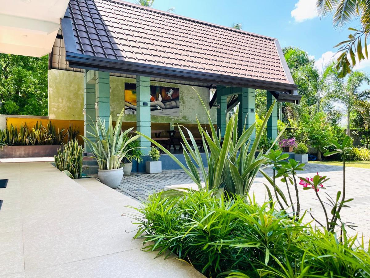 פולונרואה Aura Villa מראה חיצוני תמונה
